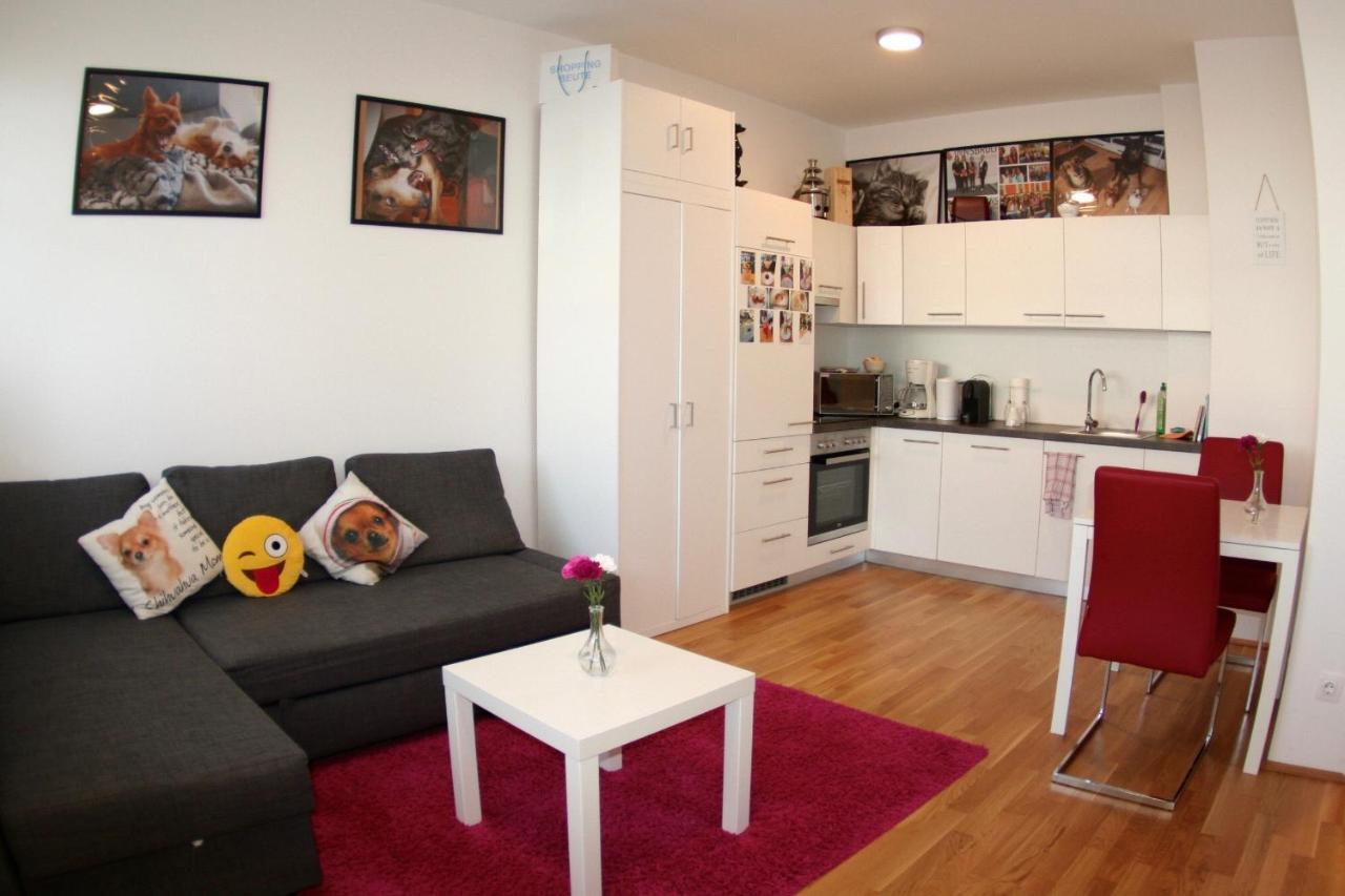 Trendy Danube Apartment - Close To Un Відень Екстер'єр фото
